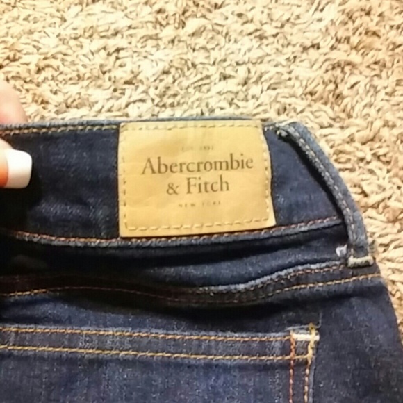 Abercrombie shorts - Picture 3 of 4
